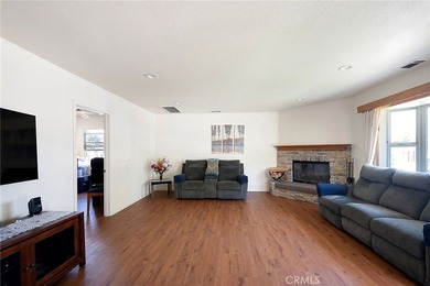 Spacious remodeled 3-bedroom home with an additional room ideal - photo 5