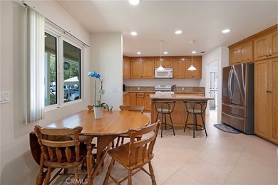 Spacious remodeled 3-bedroom home with an additional room ideal - photo 7