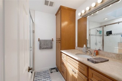 Spacious remodeled 3-bedroom home with an additional room ideal - photo 10