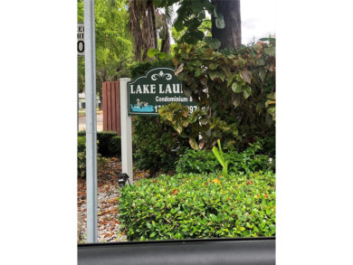 Lake Townhome/Townhouse For Sale in Miami, Florida