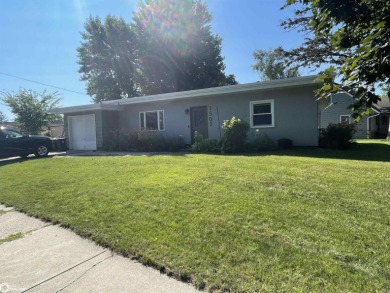 Clear Lake Home For Sale in Clear Lake Iowa