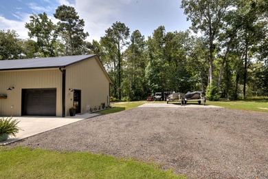 Welcome to this beautifully designed 3BR/2BA barndominium - photo 13