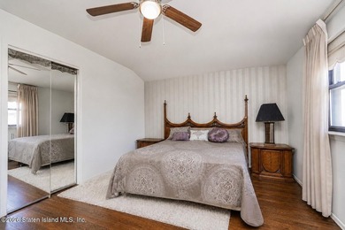 Welcome to this spacious 1-family semi-attached home in the - photo 14