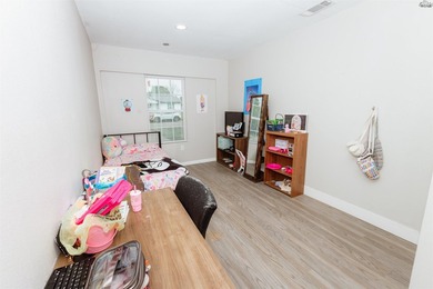 Time-sensitive short sale opportunity near Wichita Park. This - photo 18
