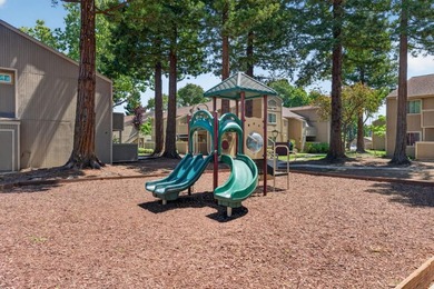 The condo has just been fully remodeled with a newly updated - photo 34