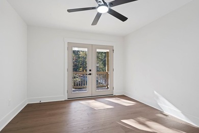 Absolutely Stunning Top To Bottom Renovation Super Close To Lake - photo 34
