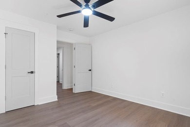 Absolutely Stunning Top To Bottom Renovation Super Close To Lake - photo 35
