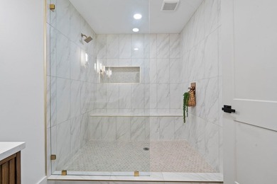 Absolutely Stunning Top To Bottom Renovation Super Close To Lake - photo 43