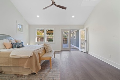 Absolutely Stunning Top To Bottom Renovation Super Close To Lake - photo 44