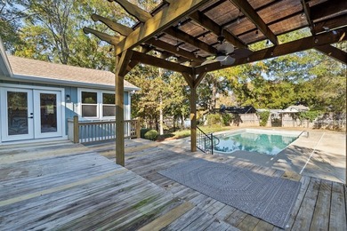 Absolutely Stunning Top To Bottom Renovation Super Close To Lake - photo 46