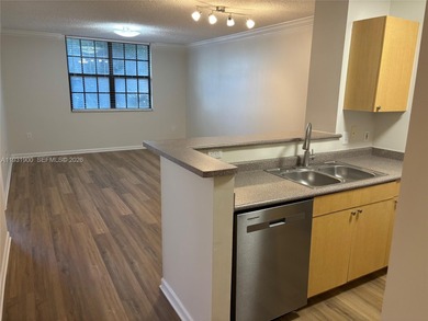 Spacious 1 bedroom/1 bath condo at Regent Park in Downtown