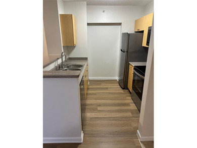Spacious 1 bedroom/1 bath condo at Regent Park in Downtown