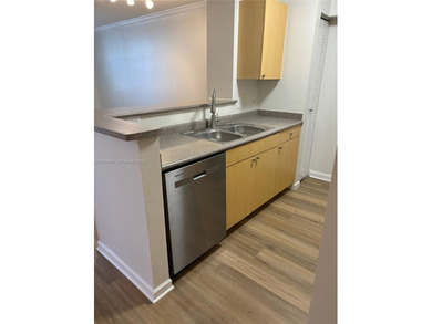 Spacious 1 bedroom/1 bath condo at Regent Park in Downtown