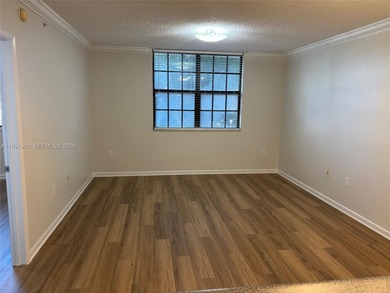 Spacious 1 bedroom/1 bath condo at Regent Park in Downtown