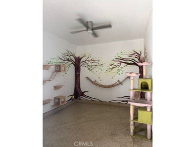 FANTASTIC LOCATION!!! One block east of CA 110 fwy, just blocks - photo 14