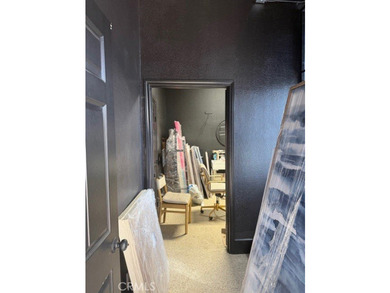 FANTASTIC LOCATION!!! One block east of CA 110 fwy, just blocks - photo 16