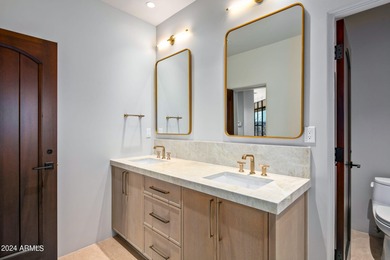 PRICE REDUCED! Beautifully remodeled and move in ready - photo 24