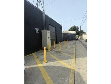 FANTASTIC LOCATION!!! One block east of CA 110 fwy, just blocks - photo 33