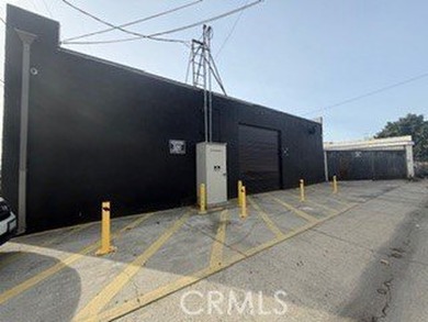 FANTASTIC LOCATION!!! One block east of CA 110 fwy, just blocks - photo 36