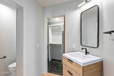 PRICE REDUCED! Beautifully remodeled and move in ready - photo 48
