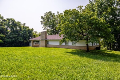 Nice vacation home with seasonal lake views of Douglas Lake - photo 9