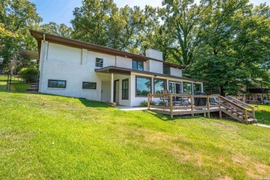 Lake Home For Sale in Hot Springs, Arkansas