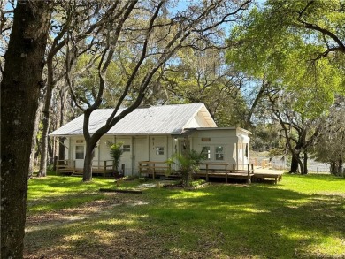 Lake Home For Sale in Oklawaha, Florida