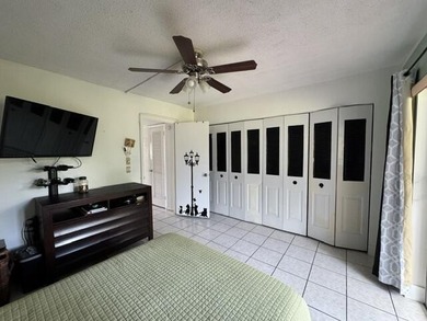 Welcome to easy living in Century Village! Move-in ready - photo 12