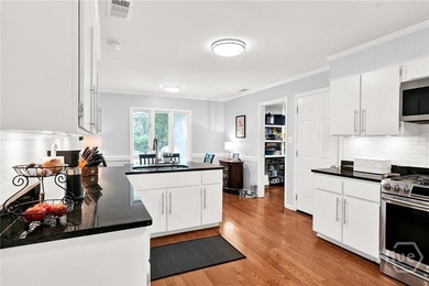Beautiful one level home centrally located in the Marshwood - photo 13