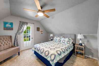 Waterfront Cottage Retreat with Guest Quarters on Lake Palestine - photo 20
