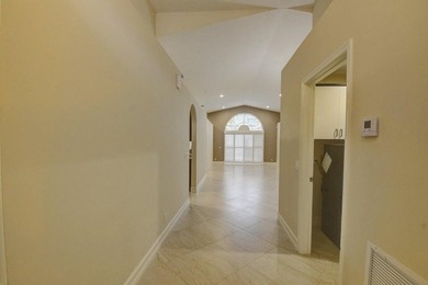 Welcome to this charming three-bedroom two-bath split floor plan - photo 3