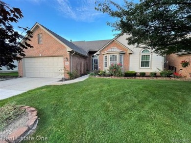 Lake Condo For Sale in Commerce Twp, Michigan