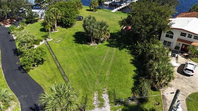 Welcome to 4345 SE Mulford Lane - a rare opportunity to own one - photo 3
