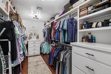 Located in the highly sought-after Plainview School District - photo 19