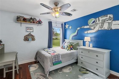 Located in the highly sought-after Plainview School District - photo 28