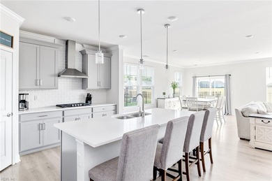 Welcome to this elegant 2 story home well-suited for refined - photo 4