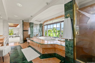 Experience refined island living in this expansive 6 bdrm, 7.5 - photo 14