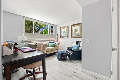 Welcome to this beautifully updated 2-bedroom, 1-bathroom condo - photo 14