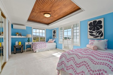 Experience refined island living in this expansive 6 bdrm, 7.5 - photo 19