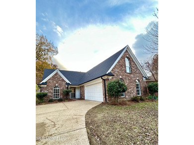 Lake Home For Sale in Hernando, Mississippi