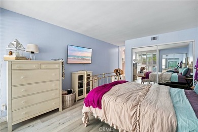 Welcome to this beautifully updated 2-bedroom, 1-bathroom condo - photo 21