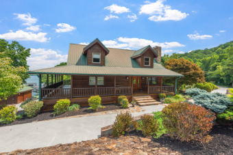 Beautiful Log Home on Watts Bar Lake  - Lake Home For Sale in Ten Mile, Tennessee