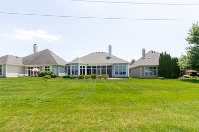 Experience elegant living in this quality custom ranch - photo 41