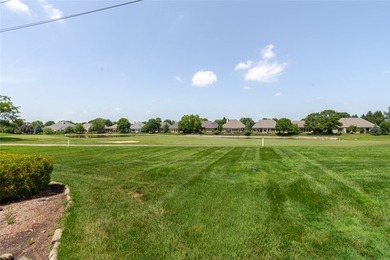 Experience elegant living in this quality custom ranch - photo 44