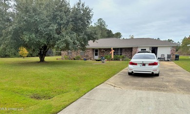Old Fort Bayou Coastal Preserve Home Sale Pending in Ocean Springs Mississippi