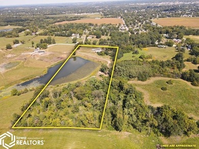 (private lake, pond, creek) Acreage For Sale in Ottumwa Iowa