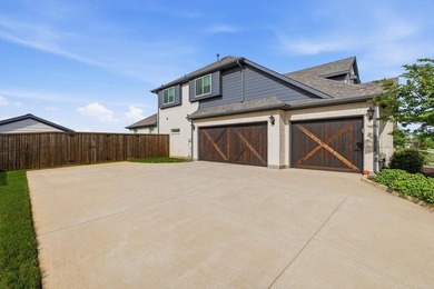 Beautiful 4-bedroom, 2.5-bath home on a spacious half-acre lot - photo 5