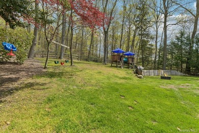 Set on a full acre and surrounded by mature trees and lush - photo 22