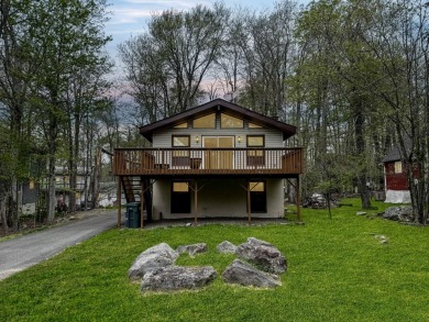 Lake Home Sale Pending in Tobyhanna, Pennsylvania
