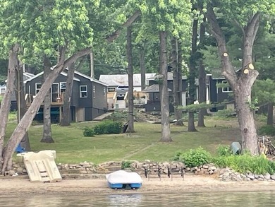 TWO BEAUTIFUL WATERFRONT HOMES! Imagine owning 2 waterfront - photo 12